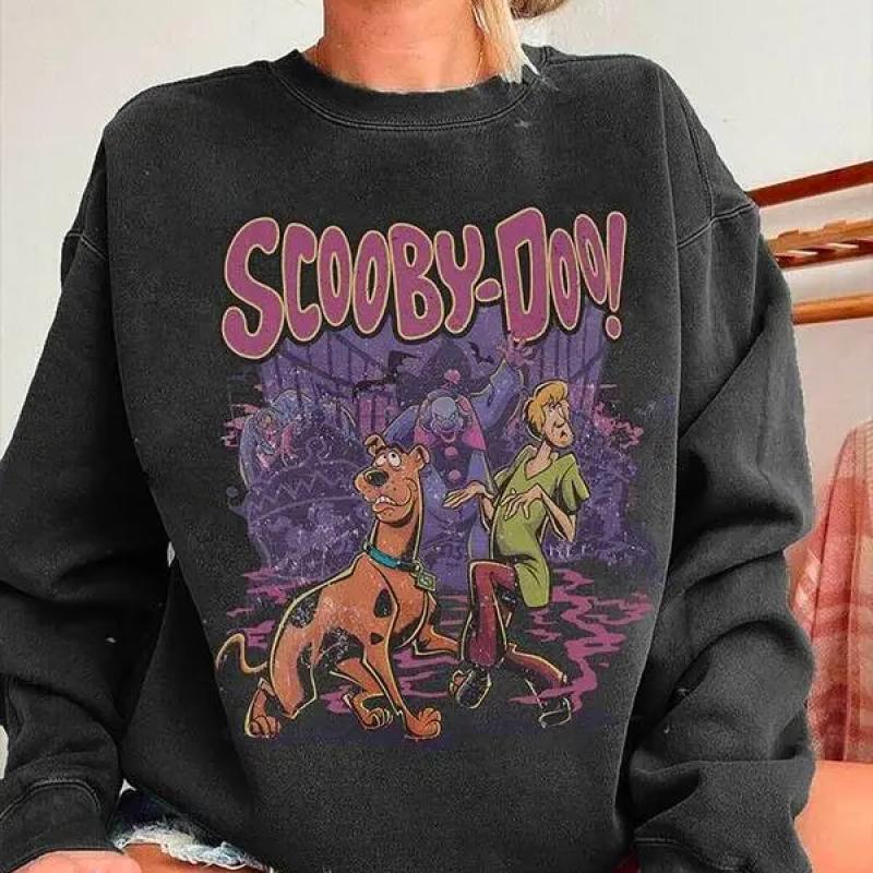 Retro Scooby Doo selling Halloween Horror Movie Size XL Sweatshirt