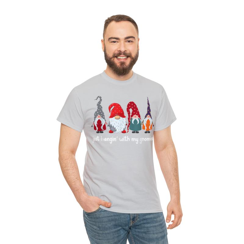 Three Gnomes In Red - Just Hangin' With My Gnomies Christmas T-Shirt Three Gnomes In Red - Just Hangin' With My Gnomies Christmas T-Shirt