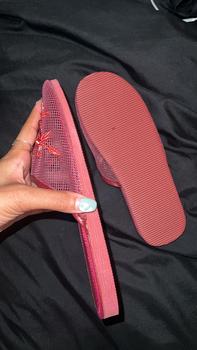 Product Review of Cammie Women's Floral Beaded Mesh Chinese Slippers Flip Flops Flip Flop from Y**: T**🌻 S**E 1