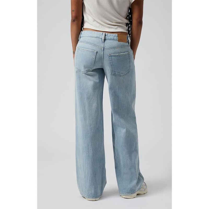 PacSun Women's Casey Low Rise Baggy Jeans Light Indigo Wash 3