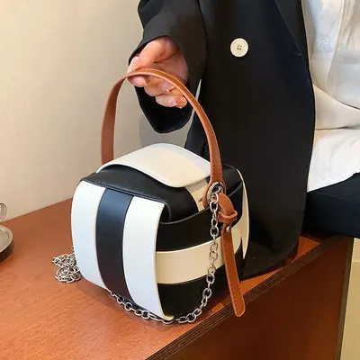 トートバッグ SELF-PORTRAIT TOP HANDLE BAGS Self Portrait Handbag - TikTok Shop