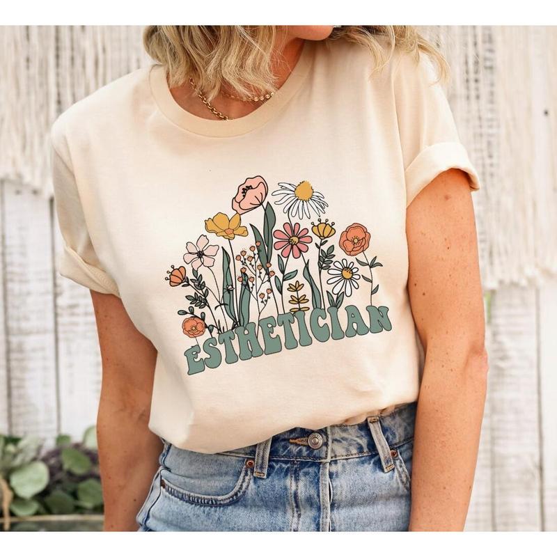 Future Cosmetologist T-Shirt Esthetician Gift Idea Future Cosmetologist T-Shirt Esthetician Gift Idea