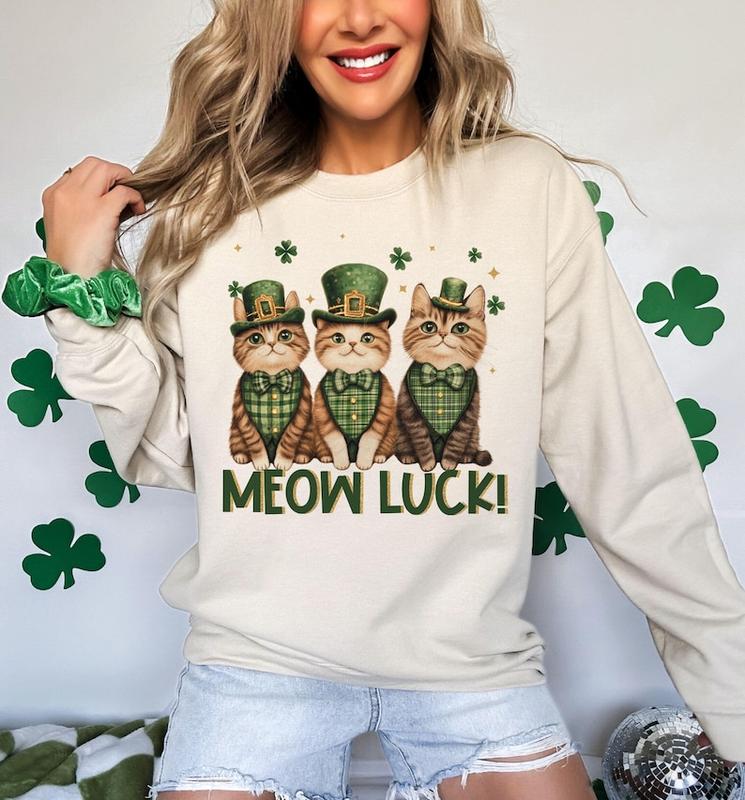 Cat Shamrock St Patricks Day Cat Meowy Irish Gift T-Shirt Cat Shamrock St Patricks Day Cat Meowy Irish Gift T-Shirt