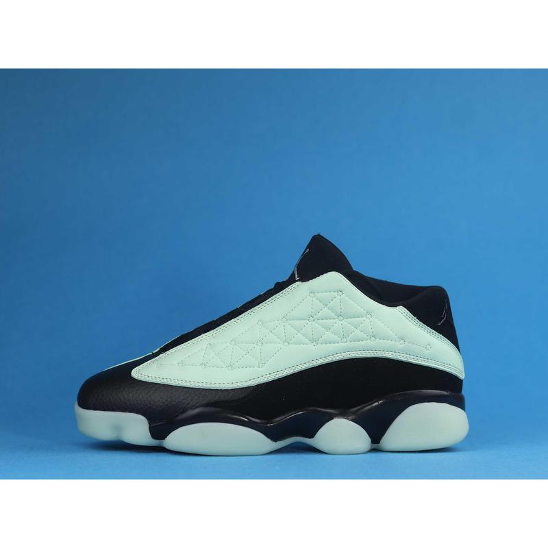 Mint green jordan 13 hotsell