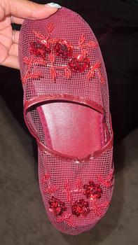 Product Review of Cammie Women's Floral Beaded Mesh Chinese Slippers Flip Flops Flip Flop from Y**: T**🌻 S**E 0