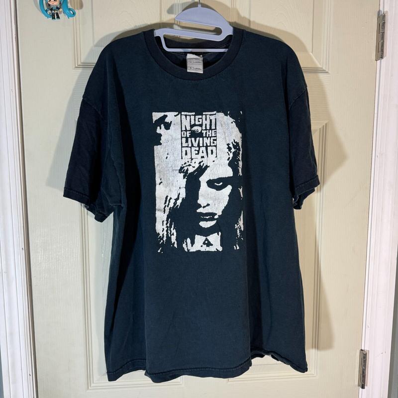 TikTok Shop: Vtg Night Of The Living Dead Sz Xl T Shirt Horror Movie Promo  Poster Day Dawn Gift for fans MIIEAD504